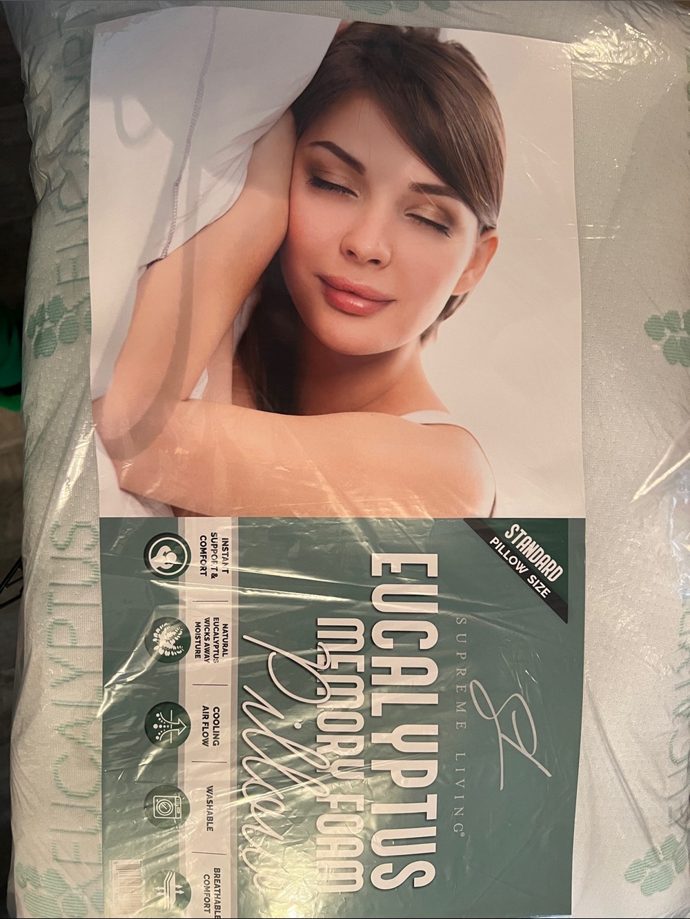 Supreme Living Eucalyptus Memory Foam Pillow - White